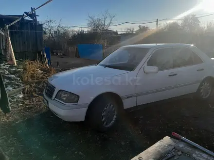 Mercedes-Benz C 180 1994 года за 1 600 000 тг. в Астана – фото 3