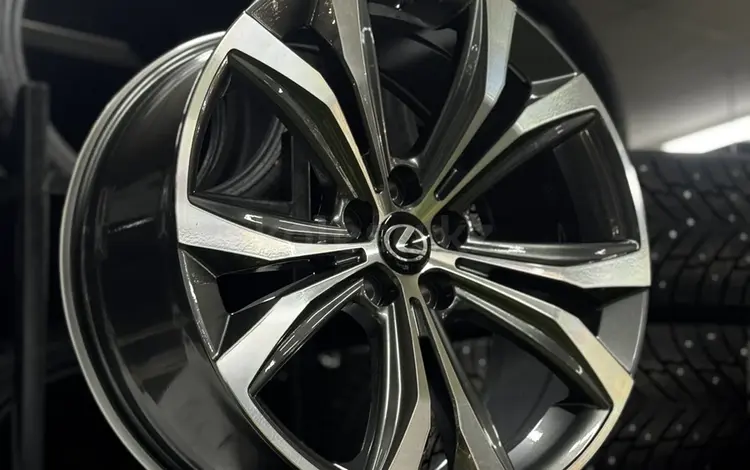 Оригинальные диски R20 на Lexus RX! 5x114.3 за 690 000 тг. в Астана