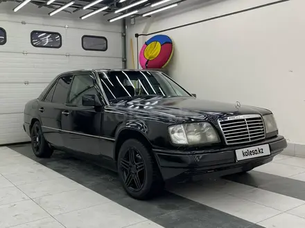 Mercedes-Benz E 320 1993 года за 2 450 000 тг. в Павлодар – фото 11