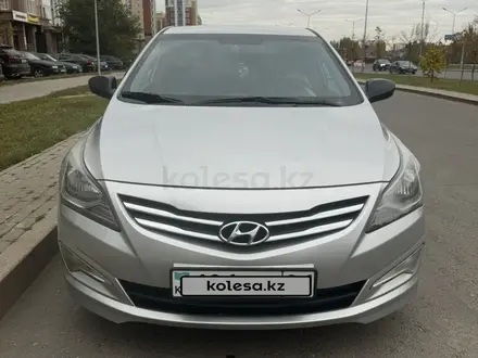 Hyundai Solaris 2014 года за 4 500 000 тг. в Астана – фото 2