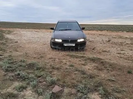 Mitsubishi Galant 1996 года за 850 000 тг. в Семей – фото 2