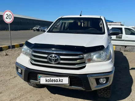 Toyota Hilux 2017 года за 13 000 000 тг. в Атырау