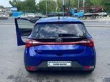 Hyundai i20 2023 года за 8 200 000 тг. в Шымкент – фото 5