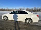 Toyota Camry 2013 годаfor8 500 000 тг. в Актобе – фото 4