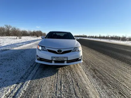 Toyota Camry 2013 года за 8 500 000 тг. в Актобе