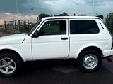 ВАЗ (Lada) Lada 2121 2017 года за 2 500 000 тг. в Тараз – фото 2