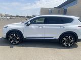 Hyundai Santa Fe 2023 года за 15 800 000 тг. в Актау – фото 3