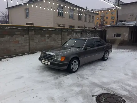 Mercedes-Benz E 230 1991 года за 1 800 000 тг. в Кентау – фото 6