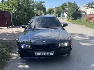 BMW 728