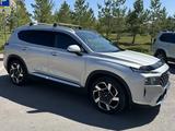 Hyundai Santa Fe 2022 годаүшін17 000 000 тг. в Астана – фото 4