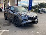 Toyota Highlander 2023 года за 23 500 000 тг. в Актобе