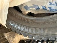 Зимние шины kumho 195/55 R16үшін78 888 тг. в Алматы