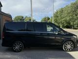 Mercedes-Benz V 300 2023 года за 53 000 000 тг. в Астана – фото 4