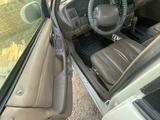 Toyota Avalon 1996 года за 2 000 000 тг. в Алматы