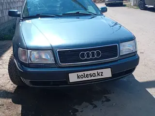 Audi 100