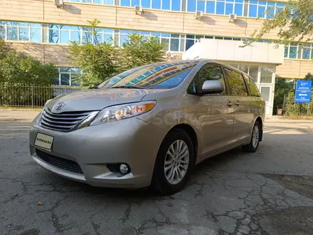 Toyota Sienna 2017 года за 15 500 000 тг. в Астана – фото 5