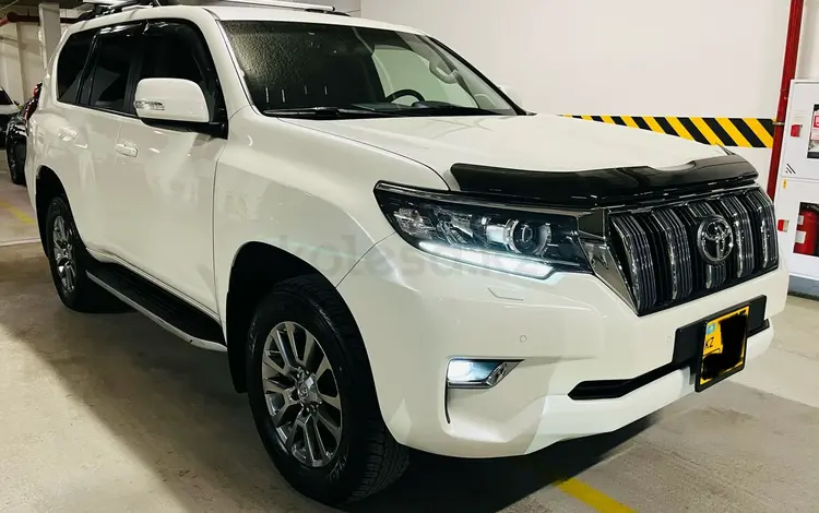 Toyota Land Cruiser Prado 2018 года за 27 800 000 тг. в Алматы