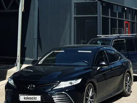 Toyota Camry 2023 года за 19 000 000 тг. в Усть-Каменогорск