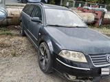 Volkswagen Passat 2003 года за 1 000 000 тг. в Астана – фото 2
