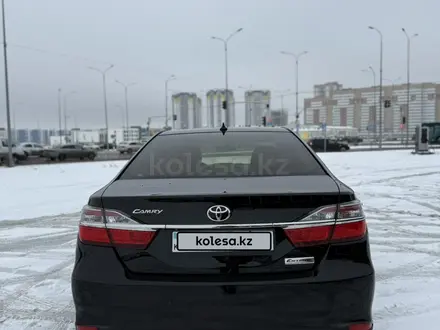 Toyota Camry 2018 года за 13 400 000 тг. в Караганда – фото 3