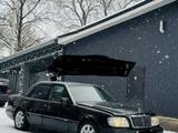 Mercedes-Benz E 220 1993 годаfor1 400 000 тг. в Алматы