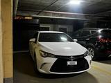 Toyota Camry 2016 года за 6 950 000 тг. в Актау – фото 2