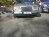 Mercedes-Benz E 280 1993 годаfor2 800 000 тг. в Тараз