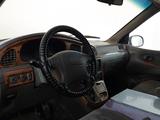 Kia Carnival 2001 года за 890 000 тг. в Шымкент – фото 5