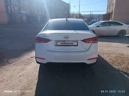 Hyundai Accent 2019 года за 8 500 000 тг. в Жанаозен – фото 3