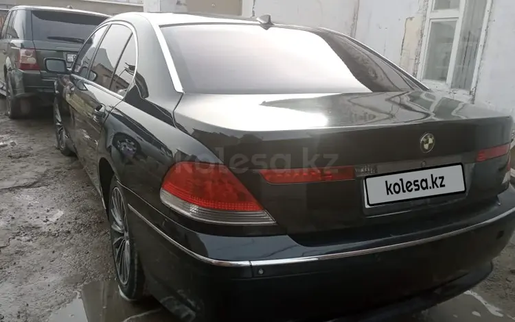 BMW 745 2003 года за 3 000 000 тг. в Шымкент