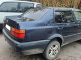 Volkswagen Vento 1993 года за 1 150 000 тг. в Караганда – фото 3