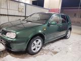 Volkswagen Golf 1998 года за 1 900 000 тг. в Актау – фото 2