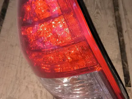 Стоп сигнал фонарь в крыло задний стоп вставка в крышку дверь багажника за 15 000 тг. в Усть-Каменогорск – фото 7