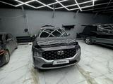 Hyundai Santa Fe 2022 года за 16 800 000 тг. в Павлодар – фото 2