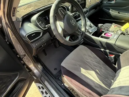 Hyundai Santa Fe 2022 года за 15 800 000 тг. в Павлодар – фото 19