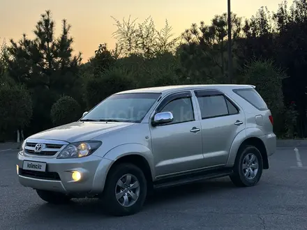 Toyota Fortuner 2007 года за 4 750 000 тг. в Шымкент – фото 3