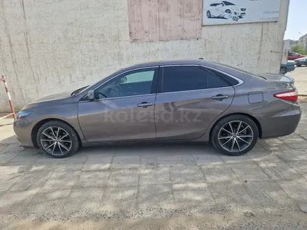 Toyota Camry 2016 года за 7 800 000 тг. в Актау – фото 3