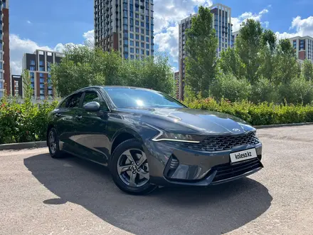 Kia K5 2021 года за 11 000 000 тг. в Астана