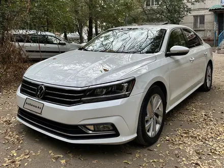 Volkswagen Passat 2018 года за 6 700 000 тг. в Актау