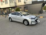 Hyundai Elantra 2019 годаүшін5 900 000 тг. в Алматы