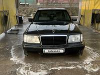 Mercedes-Benz E 220 1990 годаfor980 000 тг. в Алматы