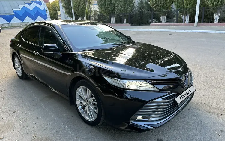 Toyota Camry 2020 года за 14 500 000 тг. в Костанай