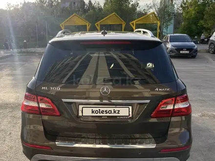 Mercedes-Benz ML 300 2014 года за 9 500 000 тг. в Караганда – фото 4