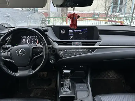 Lexus ES 250 2020 года за 18 000 000 тг. в Астана – фото 15