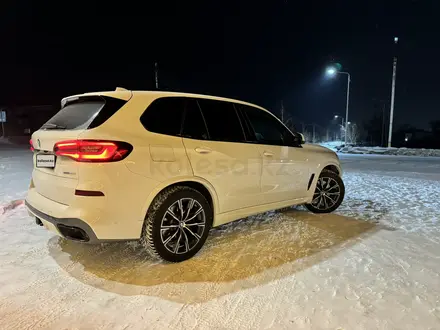 BMW X5 2020 года за 40 000 000 тг. в Астана – фото 2