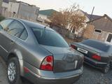 Volkswagen Passat 2004 года за 2 500 000 тг. в Кульсары – фото 2