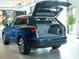 Volkswagen Touareg Exclusive Atmosphere 2025 года за 38 980 000 тг. в Караганда – фото 5