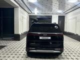 Kia Carnival 2021 года за 16 000 000 тг. в Шымкент – фото 4