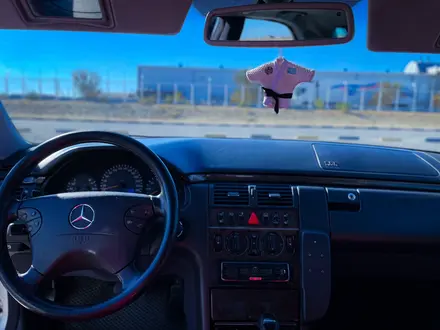 Mercedes-Benz E 280 2001 года за 5 500 000 тг. в Кызылорда – фото 11