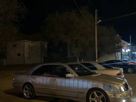 Mercedes-Benz E 280 2001 года за 5 500 000 тг. в Кызылорда – фото 16